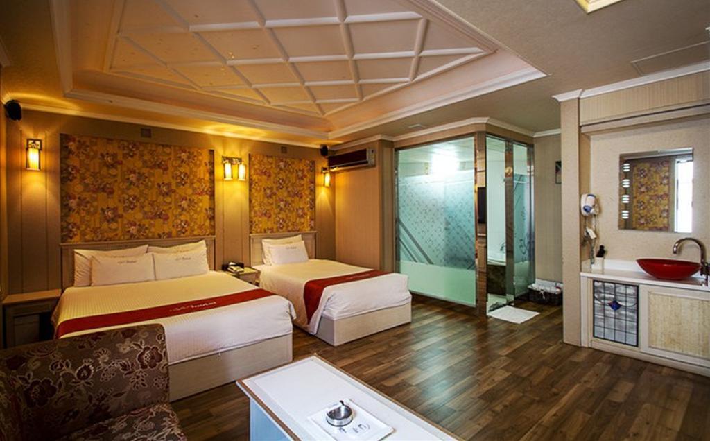 Won Hotel Busan Esterno foto